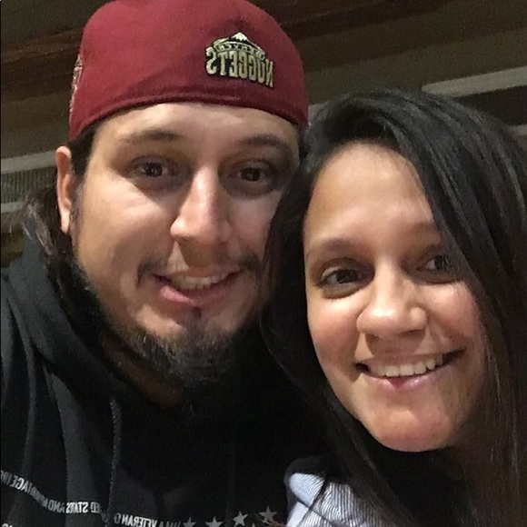 Meet your Posher, Sabrina - Picture 1 of 1